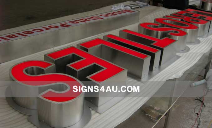 led-acrylic-front-lit-channel-letters-with-brushed-stainless-steel-border